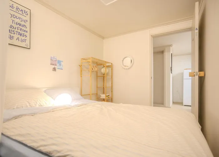 Willa 5 Minutes From Hanti Station Seolleung Station Daichi Institute Coex Lotte World Sevrance Gangnam